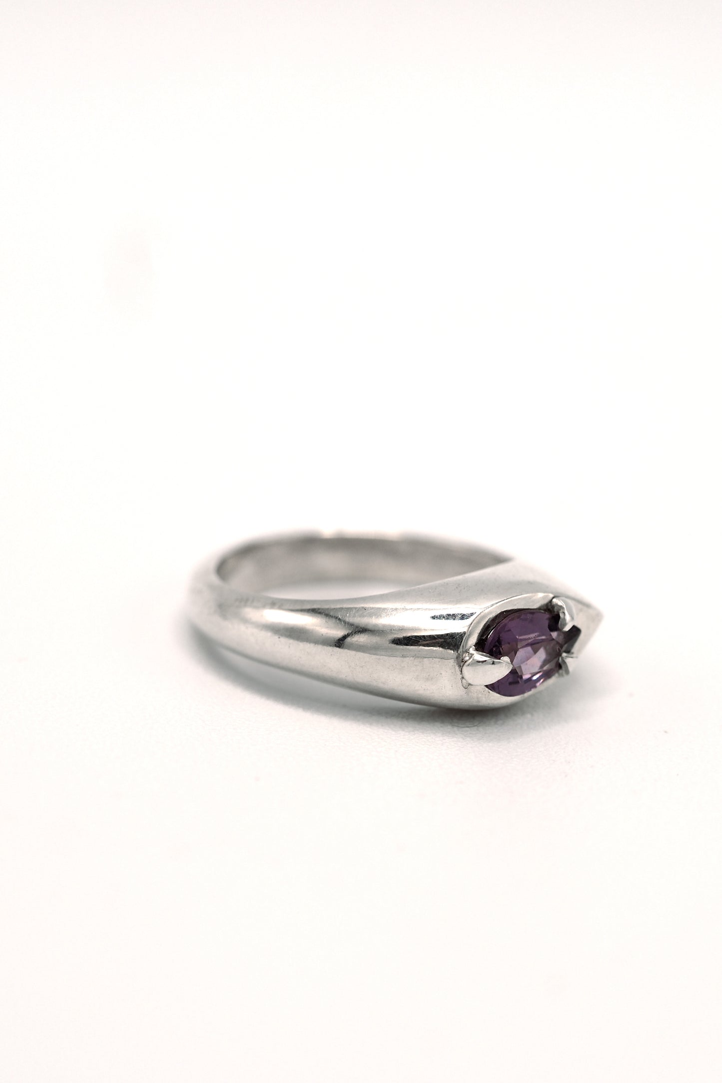 Lily Pinky Ring