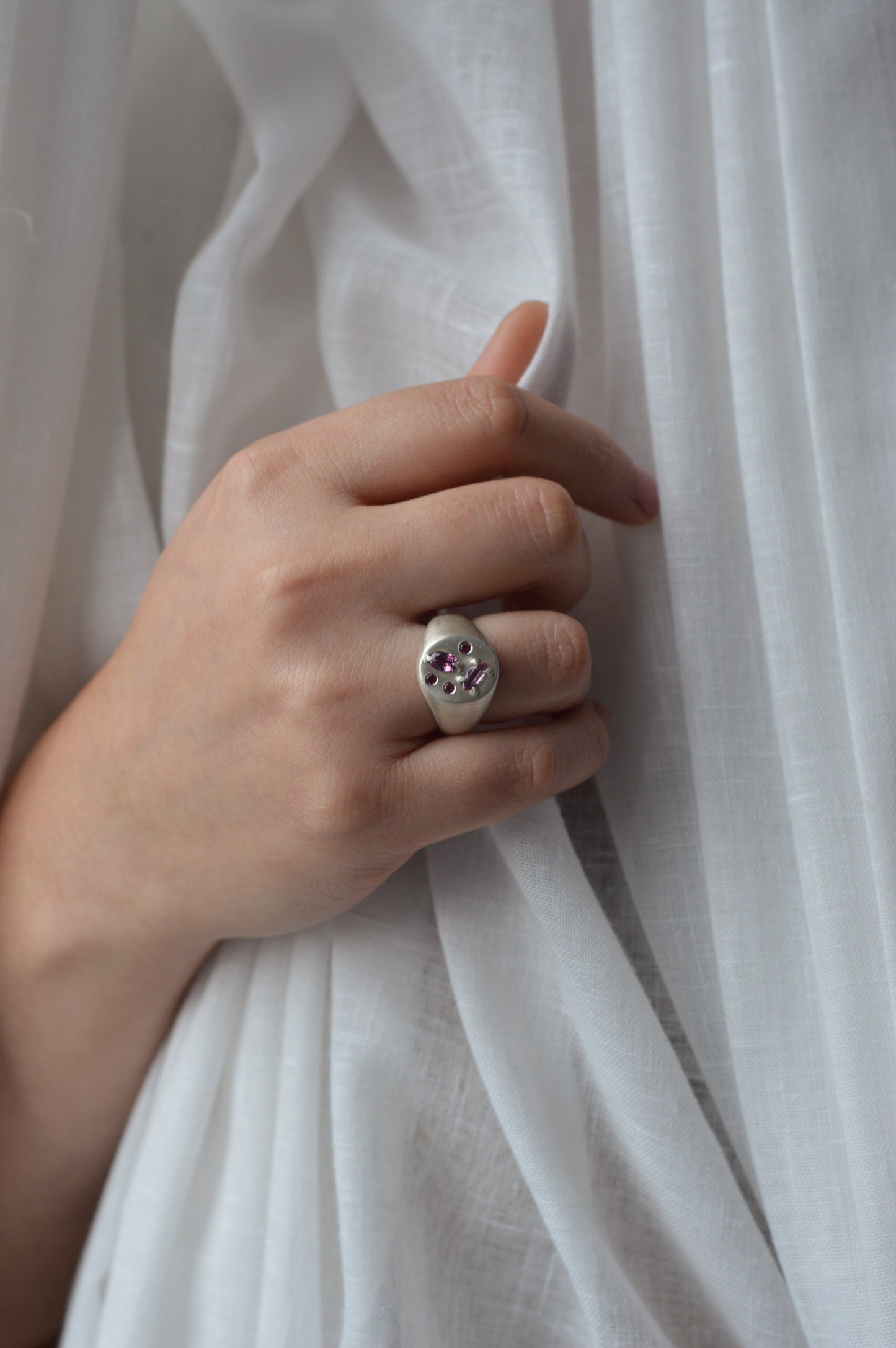 Paloma Signet Ring